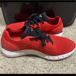 Under Armour Women’s HOVR Size 10